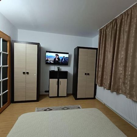 Apartament Alis2011 Buzău Exterior foto